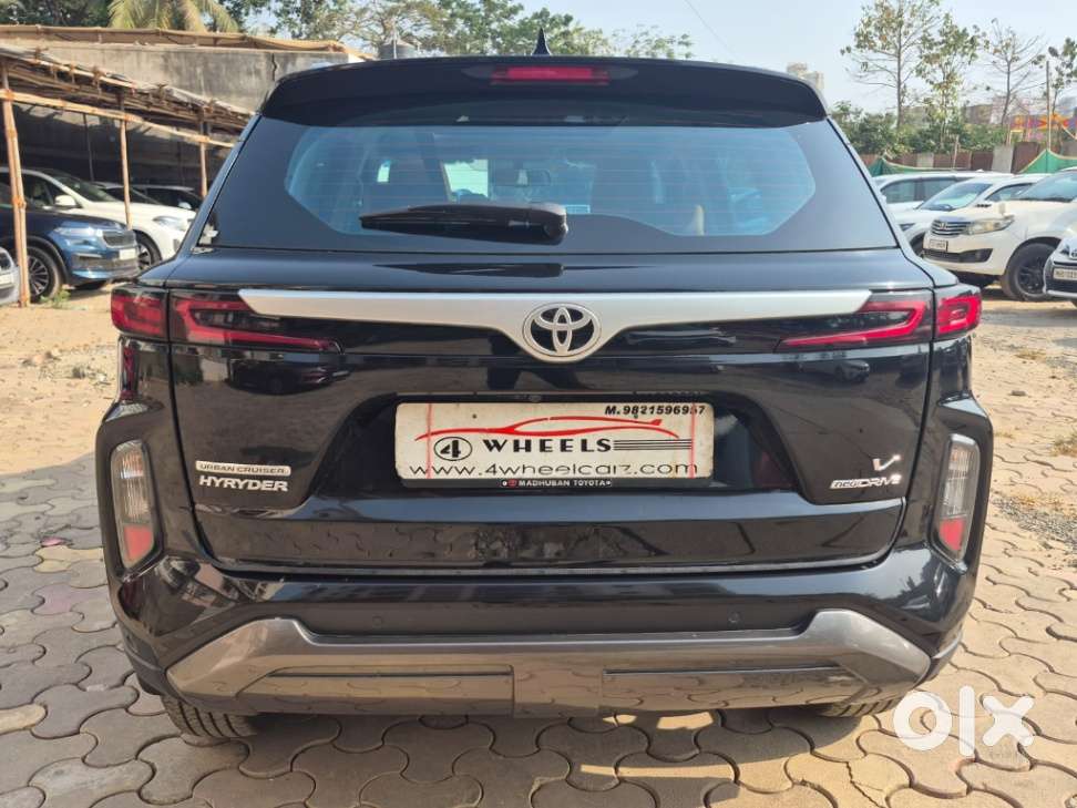 Toyota Urban Cruiser Hyryder 1.5 V Neo Drive At, 2023, Petrol