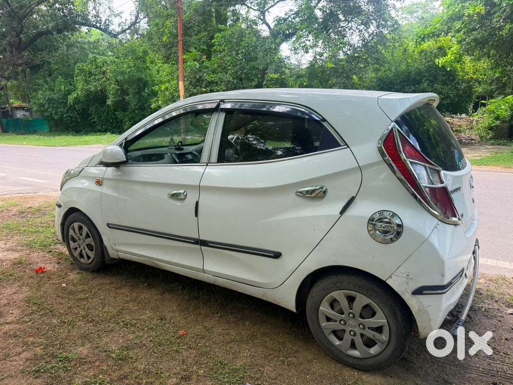 Hyundai Eon Petrol Manual 2015 Model