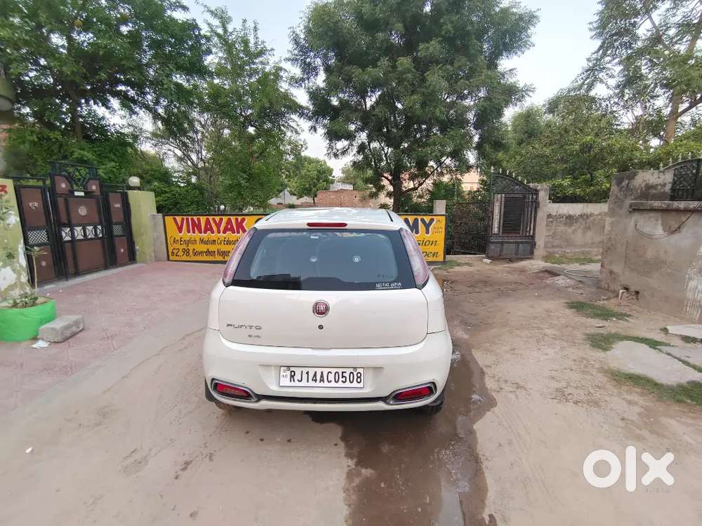 Fiat Punto Evo 2015 Diesel 107000 Km Driven