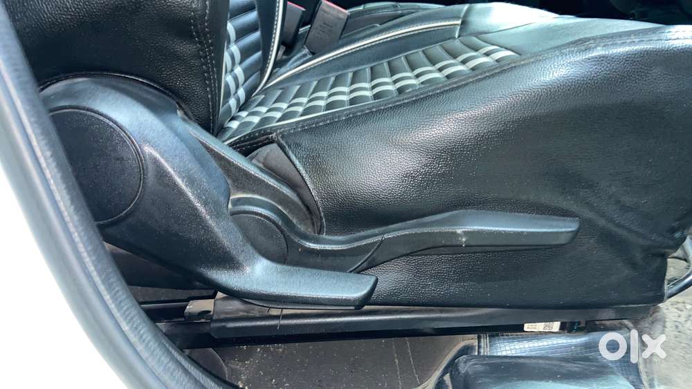 Maruti Suzuki Swift Amt Vxi, 2019, Petrol