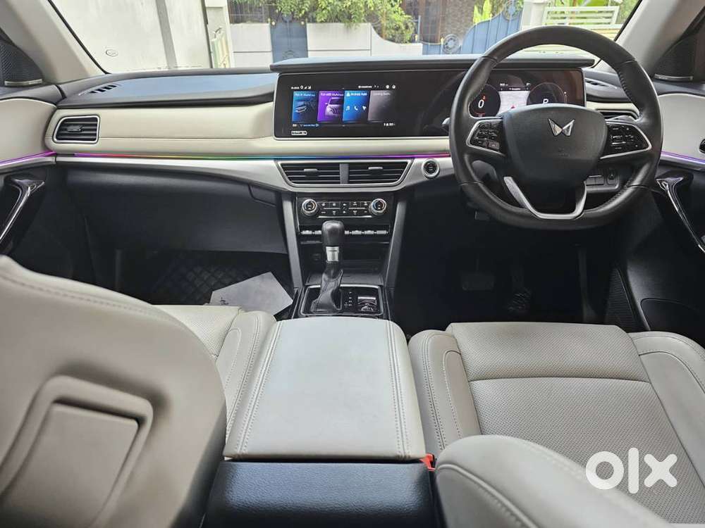 2022 Xuv 700 Ax7 Luxury Pack Top End With Adas