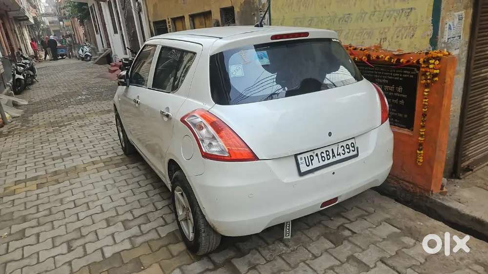 Maruti Suzuki Swift Lxi 2015