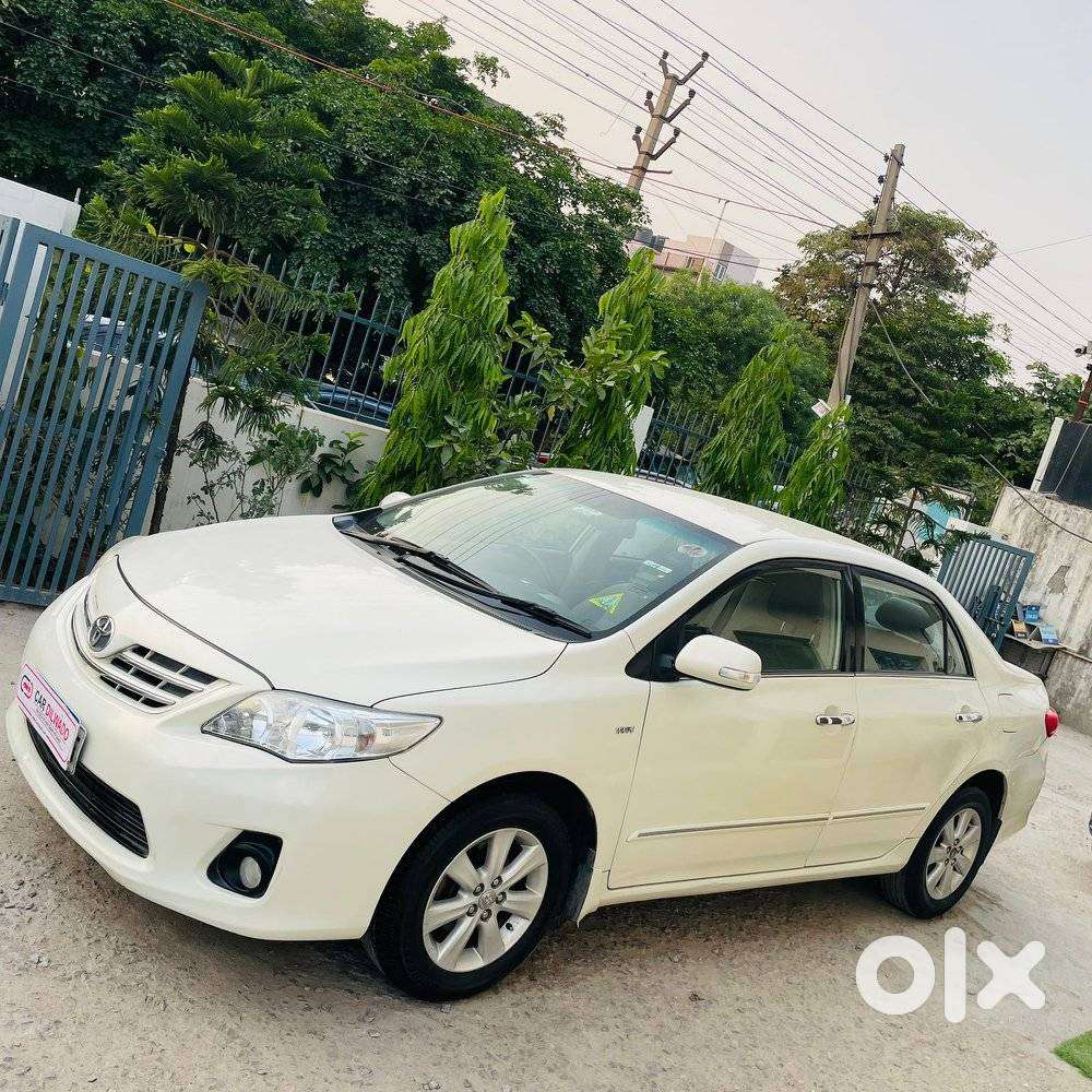 Toyota Corolla Altis 2013-2017 G At, 2014, Petrol