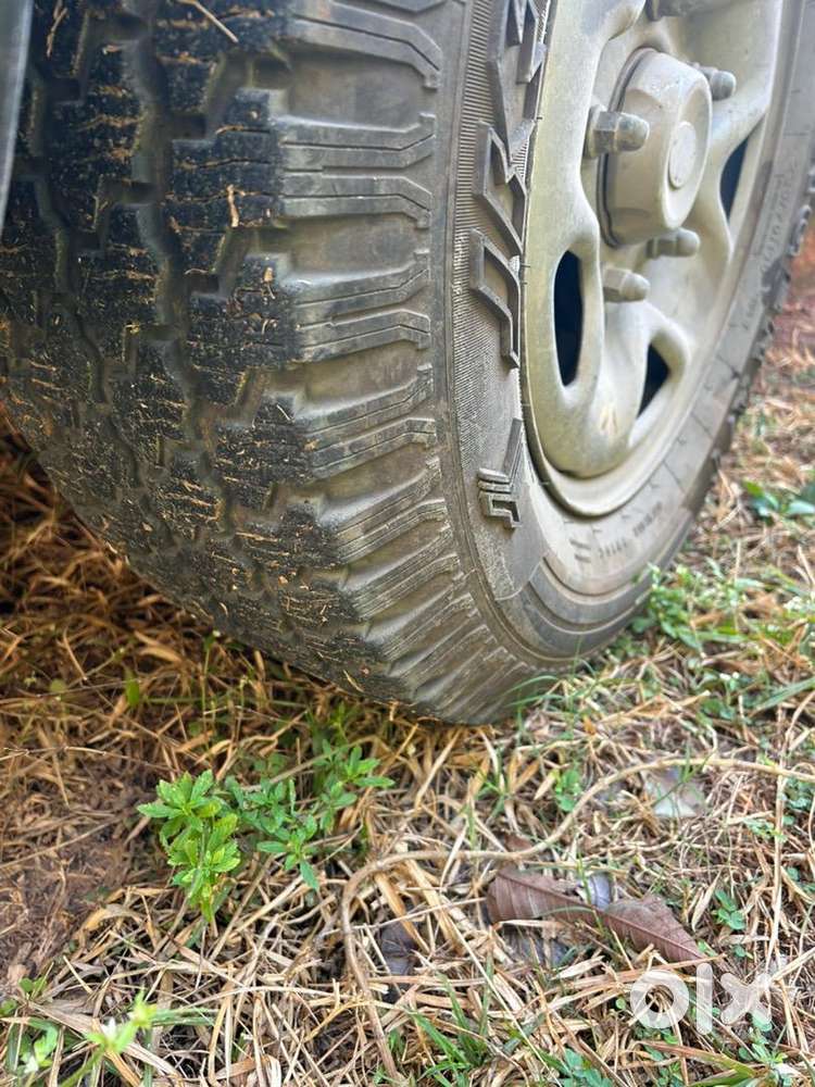 Tata Hexa 8seater  Excellent Condition New Tyre