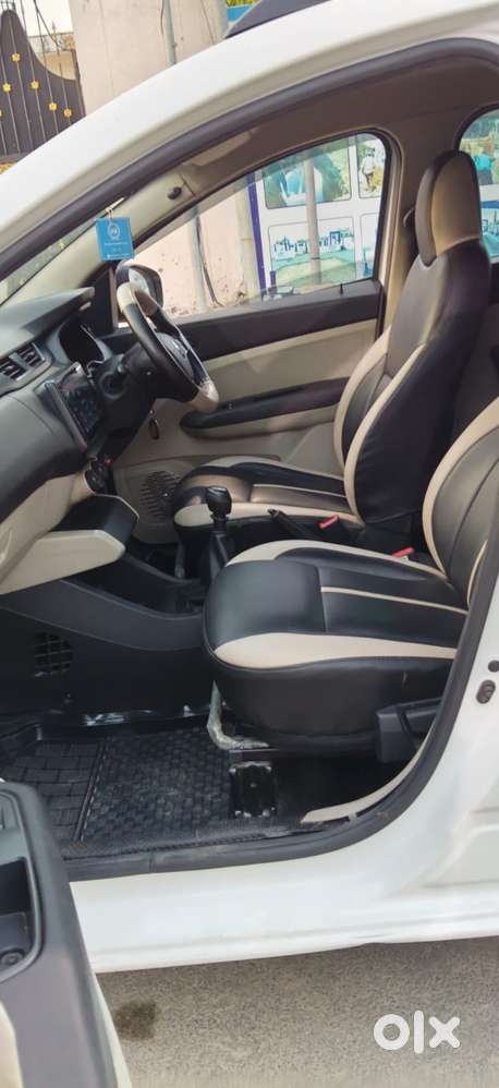 Renault Triber Rxl, 2020, Petrol