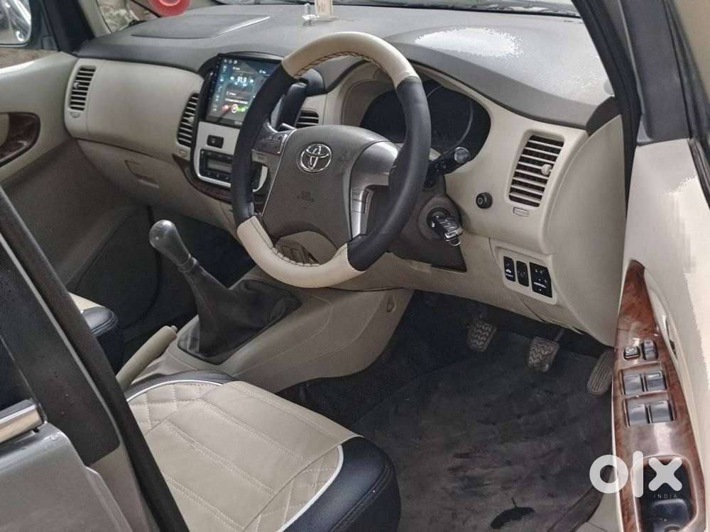 Toyota Innova 2.5 V 7 Str, 2014, Diesel