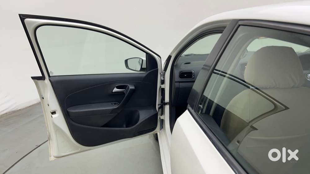 Volkswagen Polo Petrol Comfortline 1.2l, 2017, Petrol