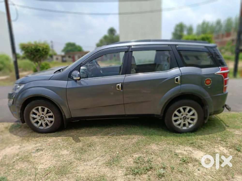 Mahindra Xuv500 2017 Diesel 87000 Km Driven