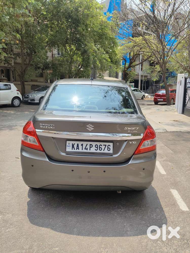 Maruti Suzuki Swift Dzire Vxi(o) Mt, 2017, Petrol