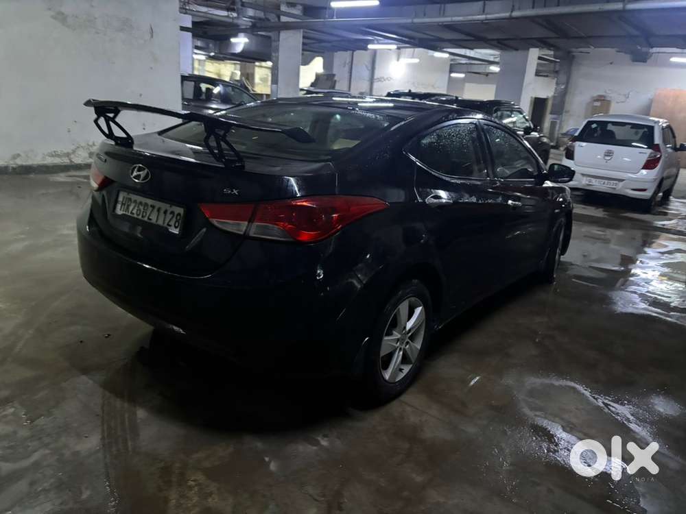 Hyundai New Elantra Petrol 2013