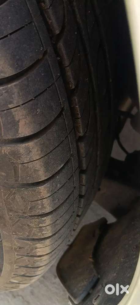 Maruti Ertiga 2021 Insurance 4/2027  4seel Tyres Bridgestone