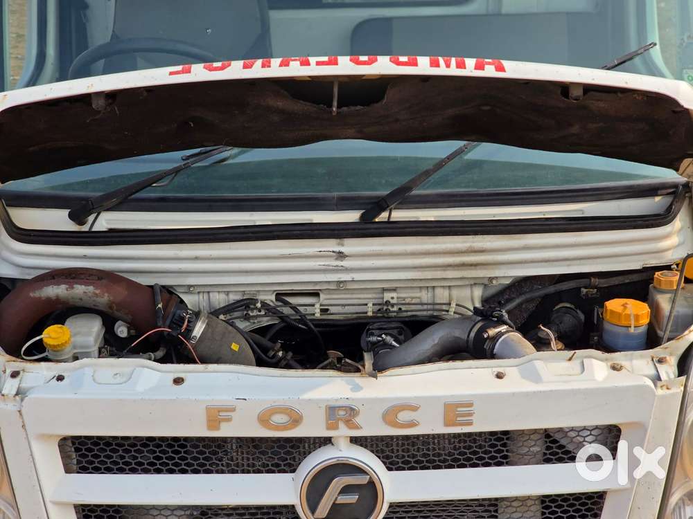 Force Motors Trax Cruiser 12 Str, 2017, Diesel