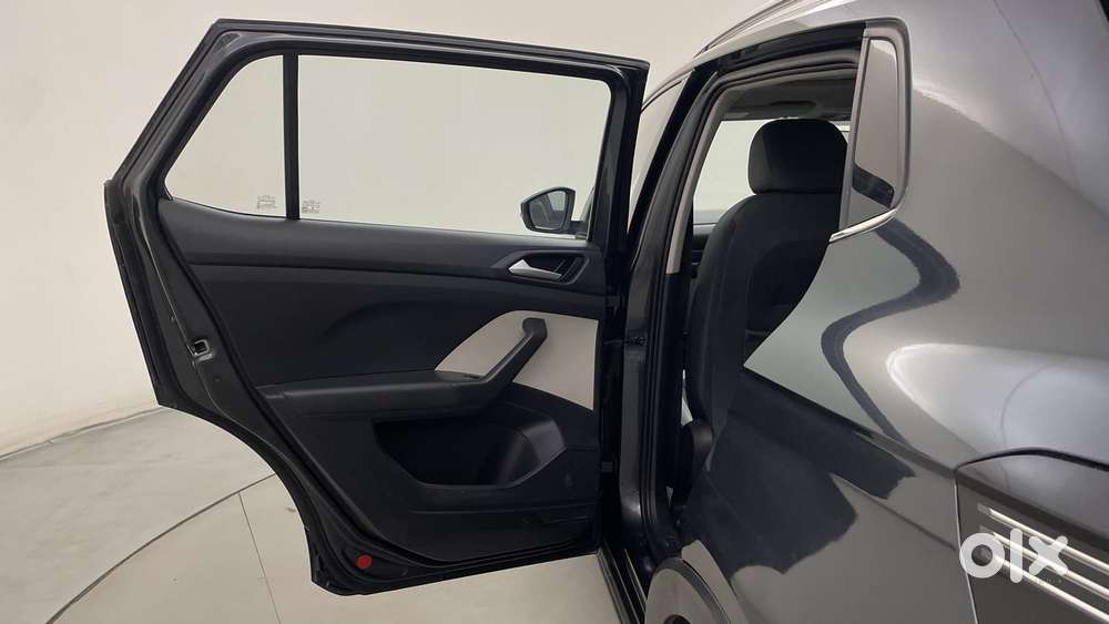 Volkswagen Taigun Topline 1.0 Tsi At (electric Seats), 2024, Petrol
