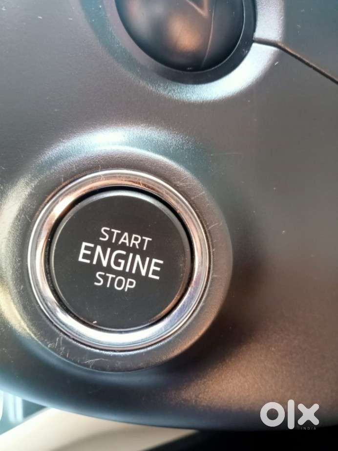 Skoda Slavia 1.0 Tsi Style At, 2024, Petrol