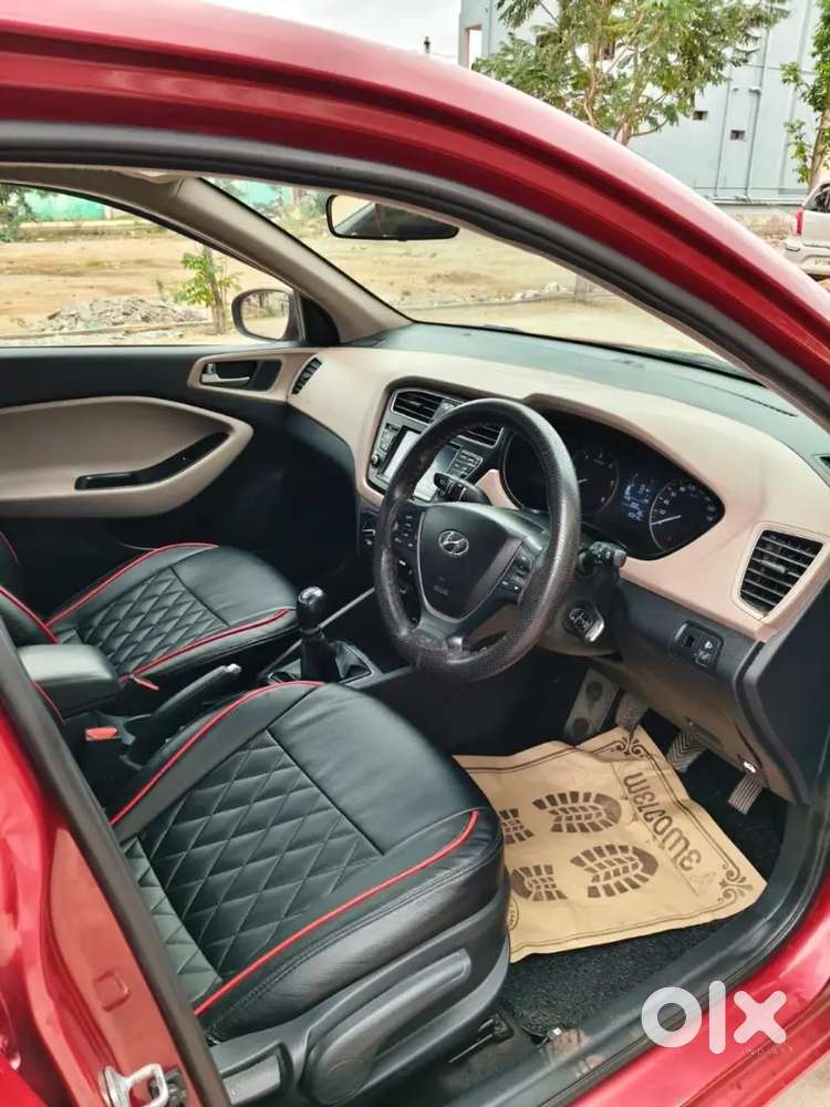 Hyundai I20 2019 Petrol 890000 Km Driven