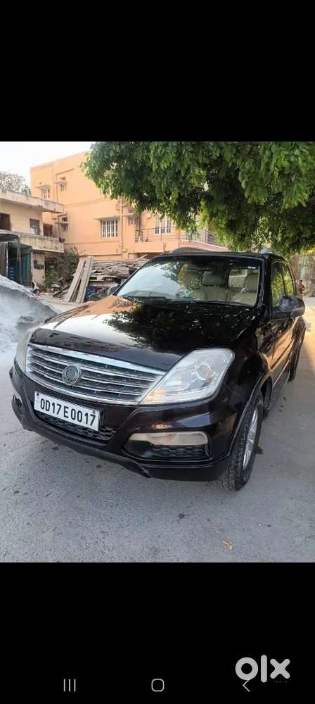 Mahindra Ssangyong Rexton 2014 Diesel 100000 Km Driven