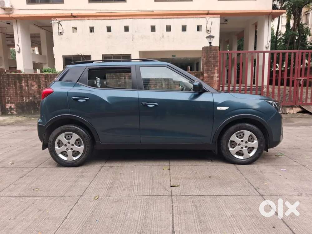 Mahindra Xuv300 1.2 W6 Amt Petrol, 2022, Petrol