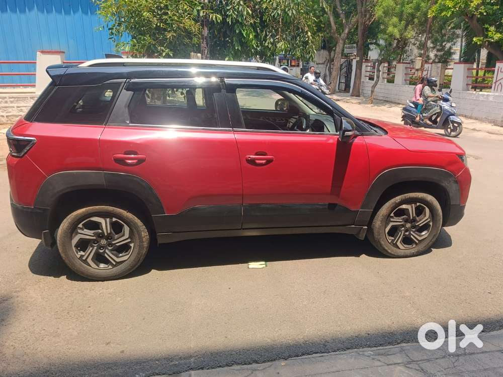 Maruti Suzuki Brezza 1.5 Zxi Smart Hybrid, 2023, Petrol