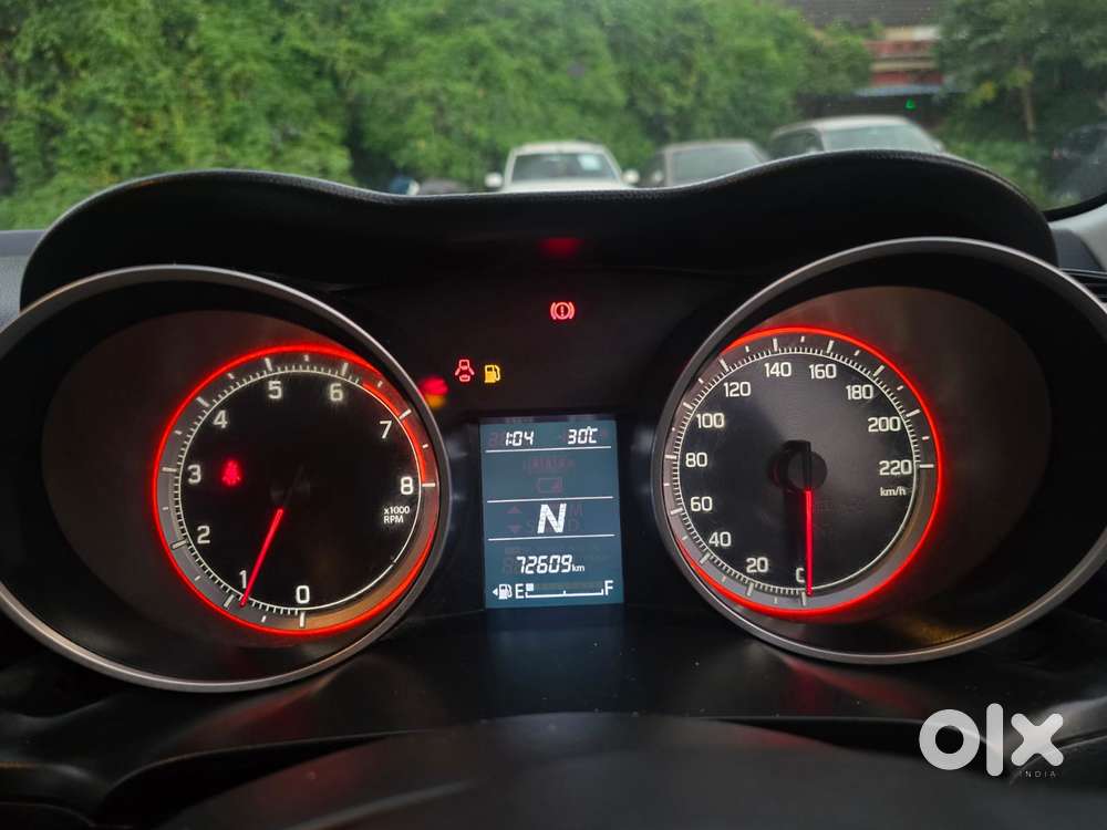 Maruti Suzuki Swift Vxi, 2018, Petrol