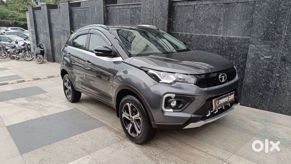 Tata Nexon 1.2 Revotron Xza Plus, 2023, Petrol