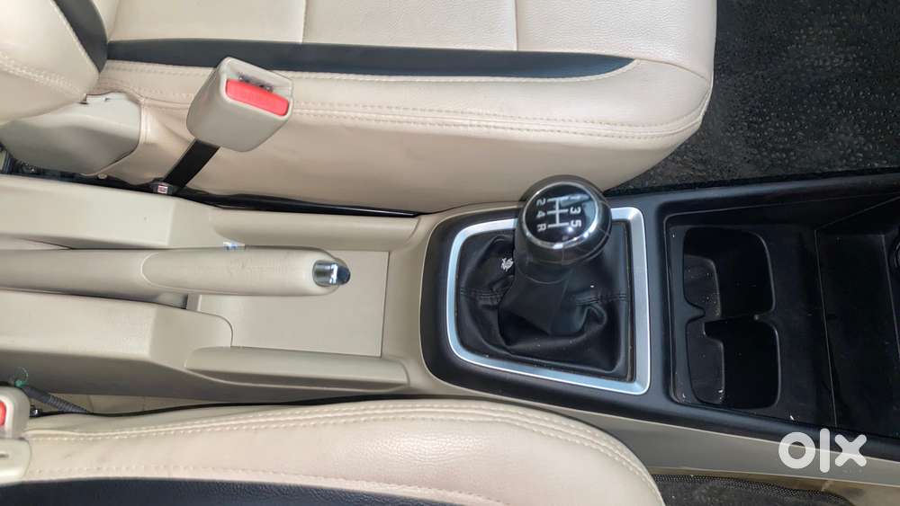 Maruti Suzuki Swift Dzire 1.2 Vxi Bsiv, 2018, Petrol