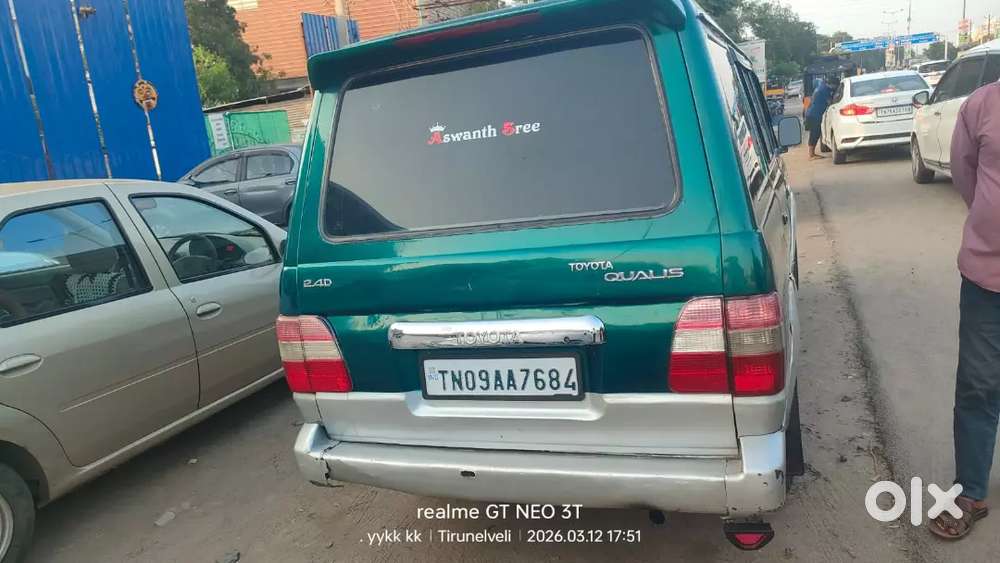 Toyota Qualis 2002 Diesel 350000 Km Driven