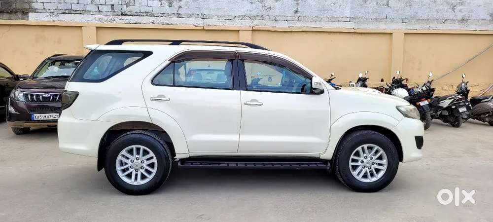 Toyota Fortuner 2013 Diesel Well Maintained