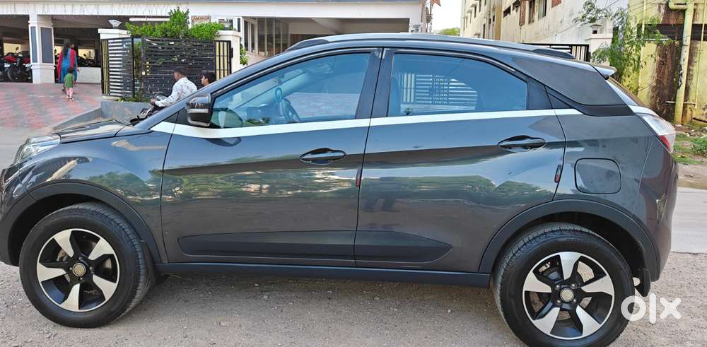 Tata Nexon 1.5 Revotorq Xza Plus S Amt, 2019, Diesel