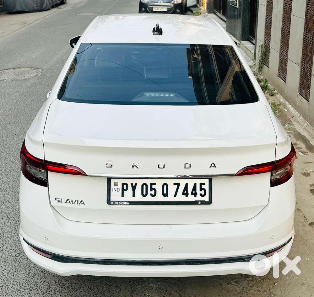 Skoda Slavia 1.0 Ambition Tsi, 2024, Petrol