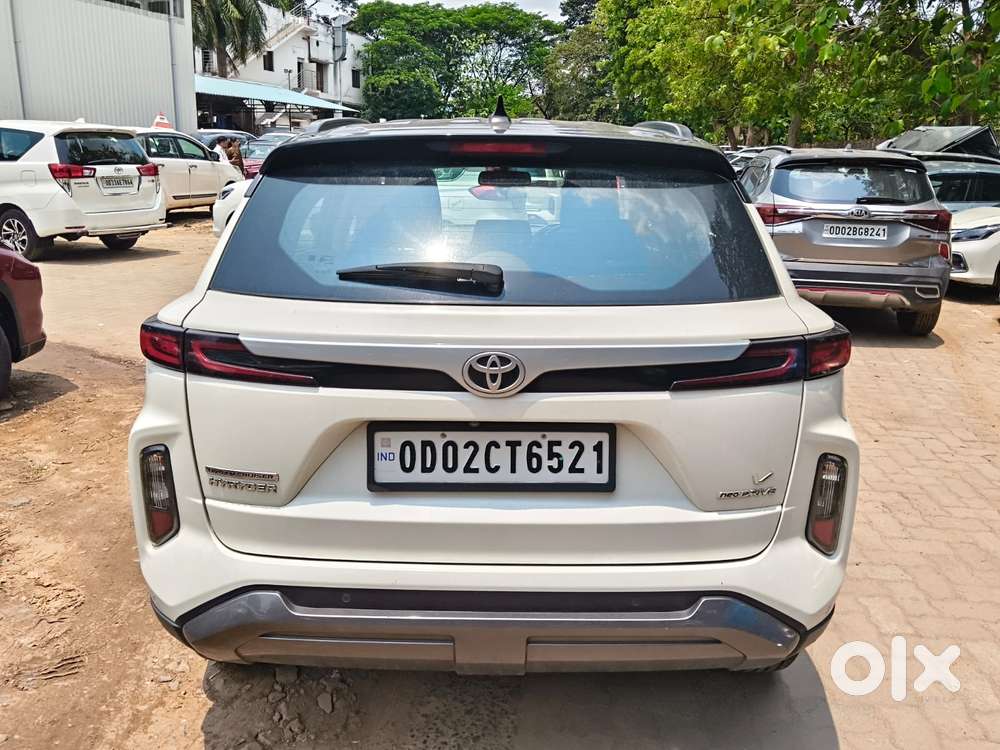 Toyota Urban Cruiser Hyryder 1.5 V Neo Drive, 2024, Petrol