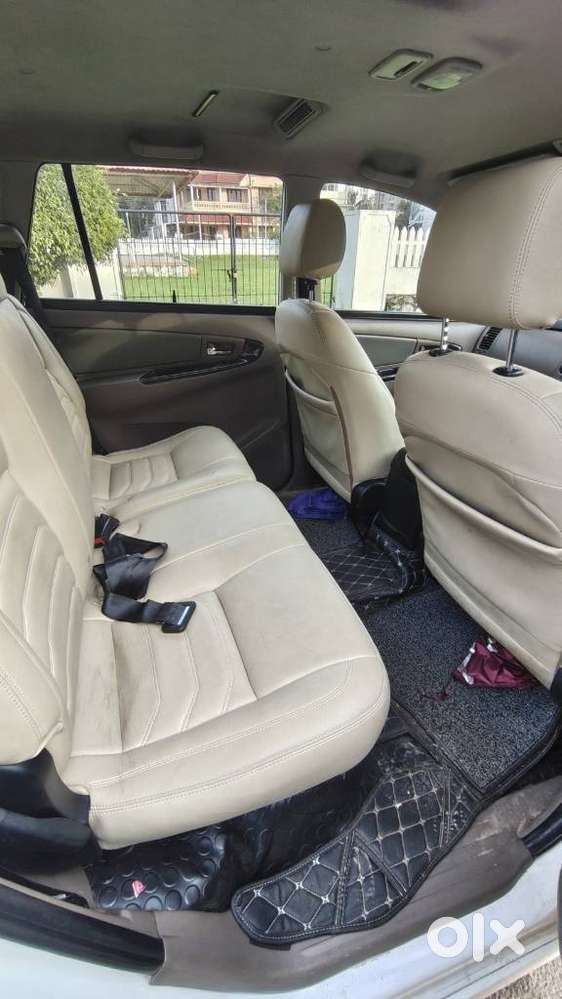 Toyota Innova 2.5 Vx 8 Str, 2015, Diesel