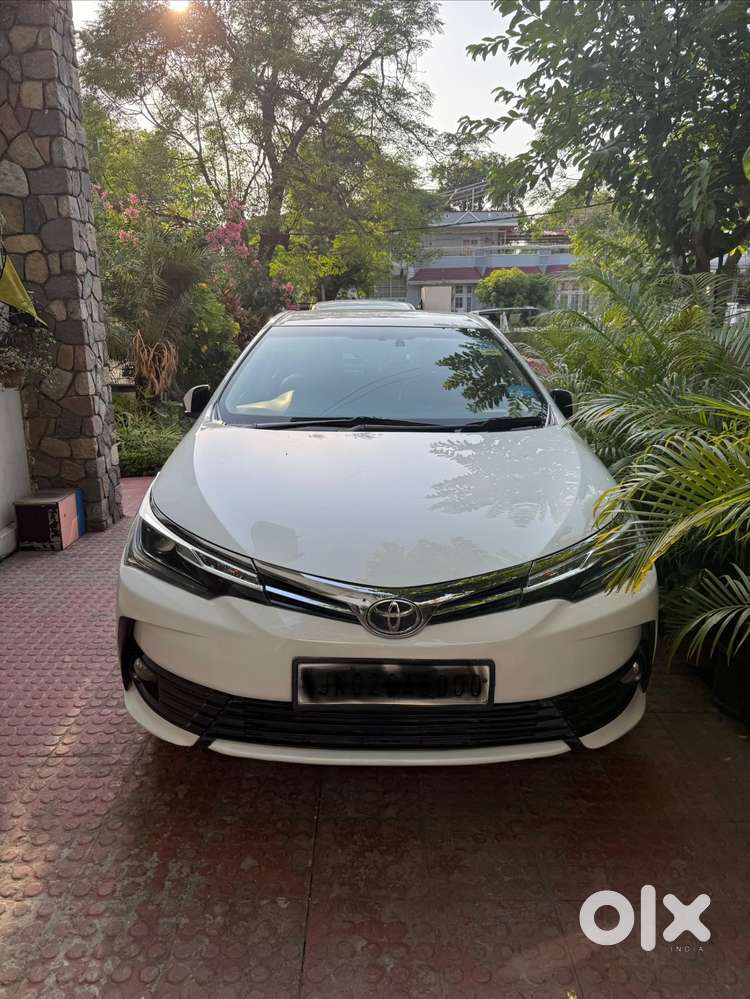 Well Maintained Toyota Corolla Altis 2018 Vl Cvt - Top End Variant