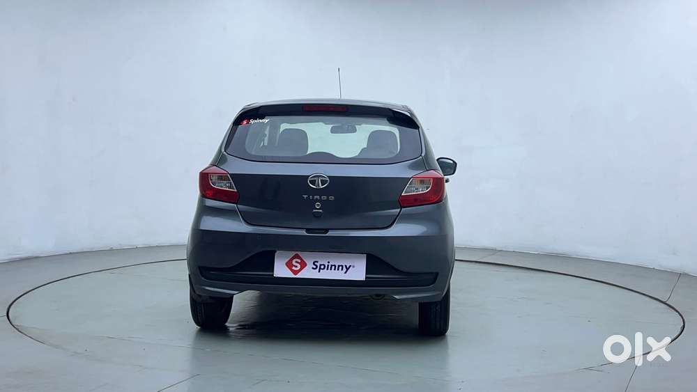 Tata Tiago 1.2 Revotron Xt Option, 2022, Petrol