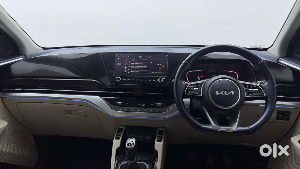 Kia Carens 1.4 Luxury 7 Str, 2022, Petrol