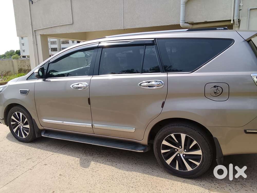 Toyota Innova Crysta 2021 Diesel Manual
