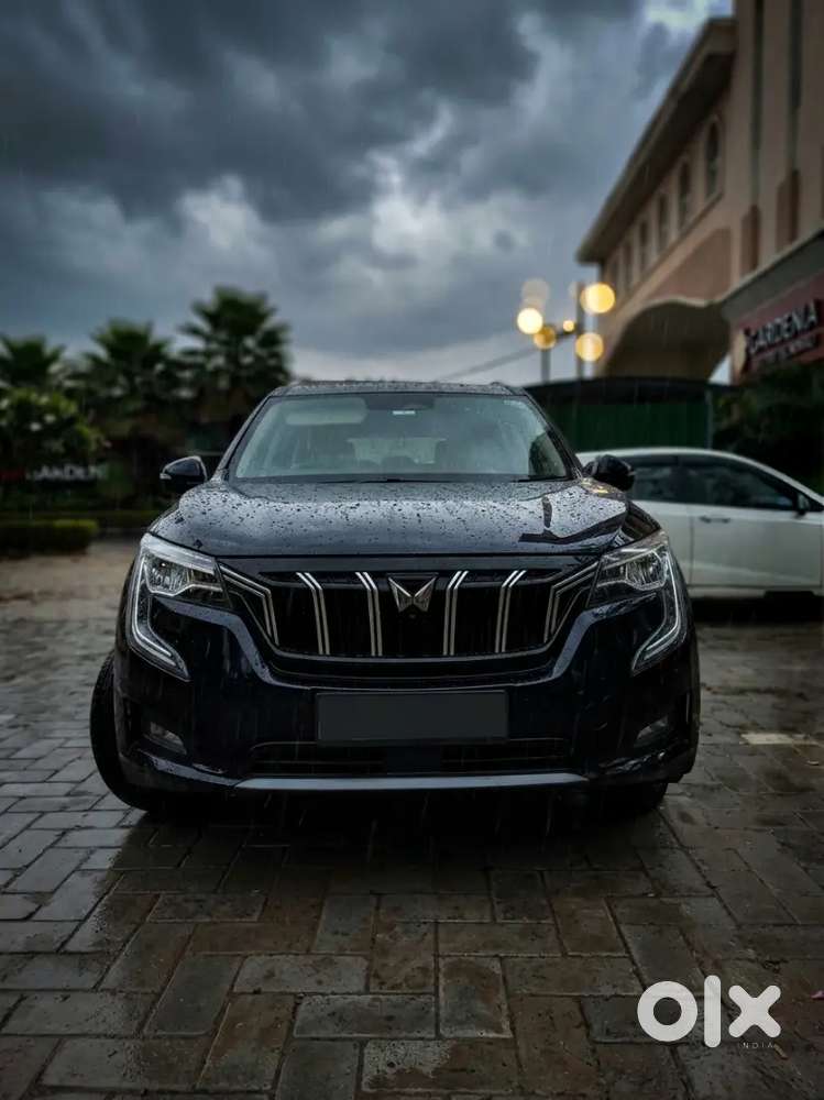 Mahindra Xuv700 Ax7 2024