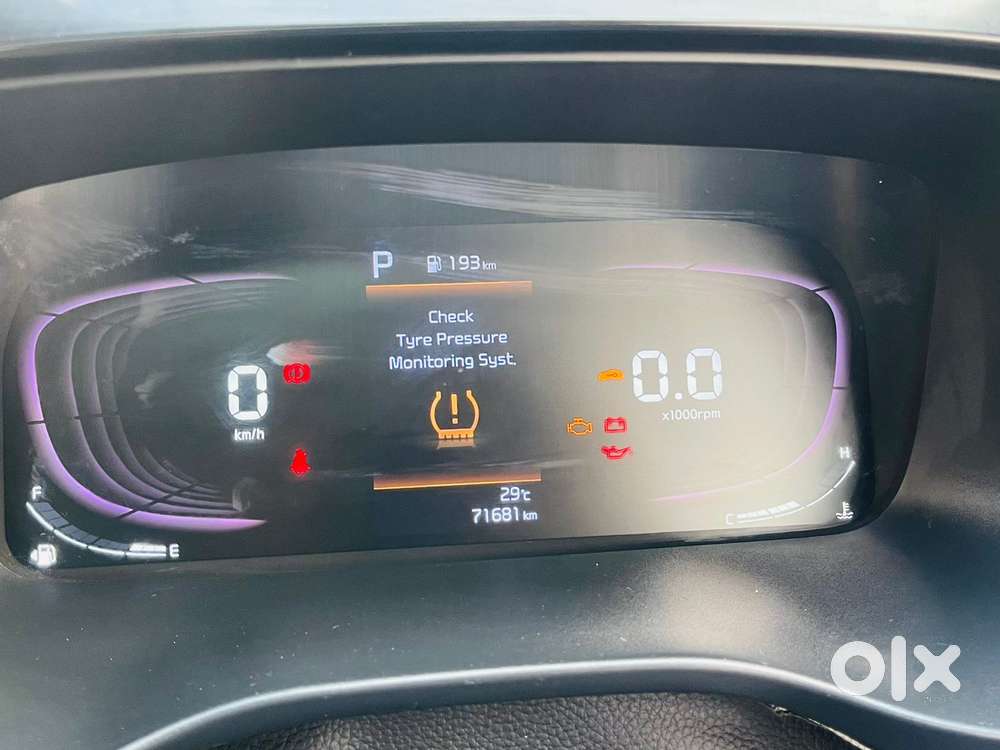 Kia Carens 1.5 Luxury Plus Diesel At 7 Str, 2023, Diesel