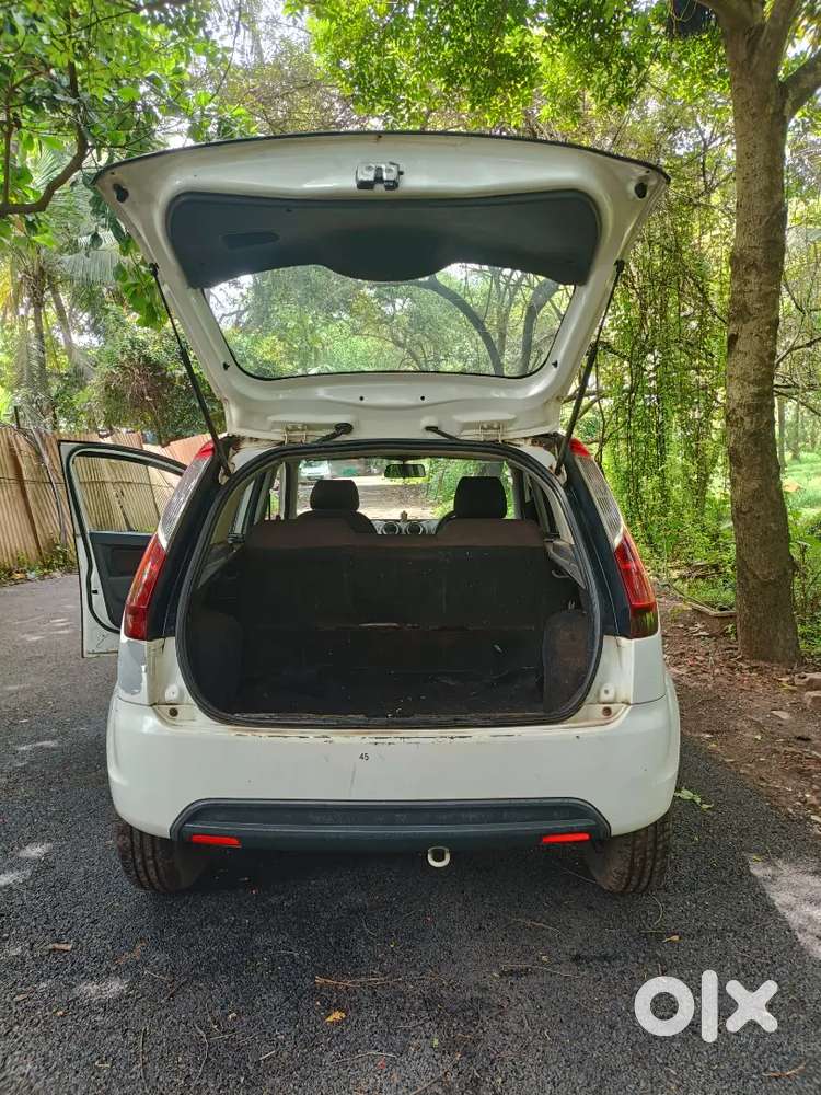 Ford Figo Petrol 2010
