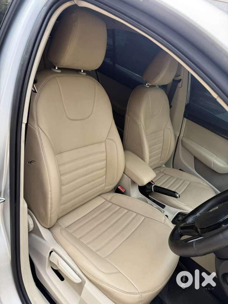 Skoda Octavia Ambition 2.0 Tdi At, 2015, Diesel