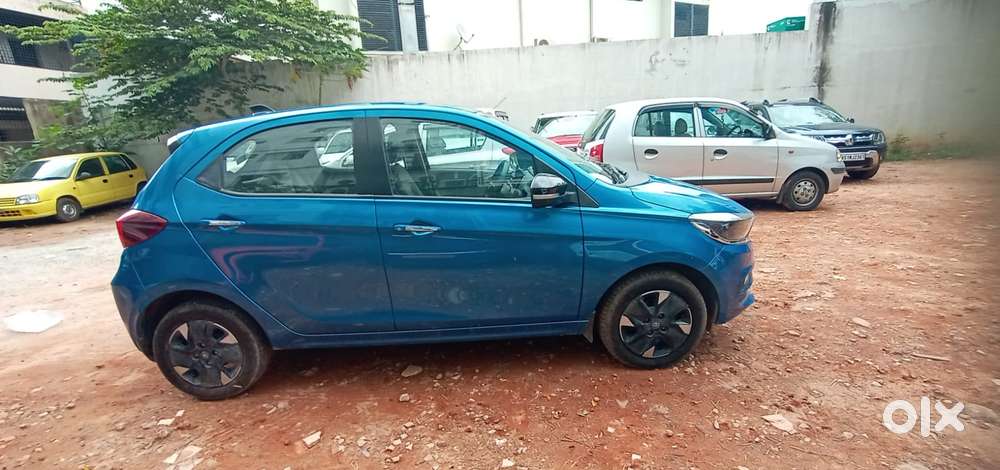 Tata Tiago 1.05 Revotorq Xz, 2025, Cng & Hybrids