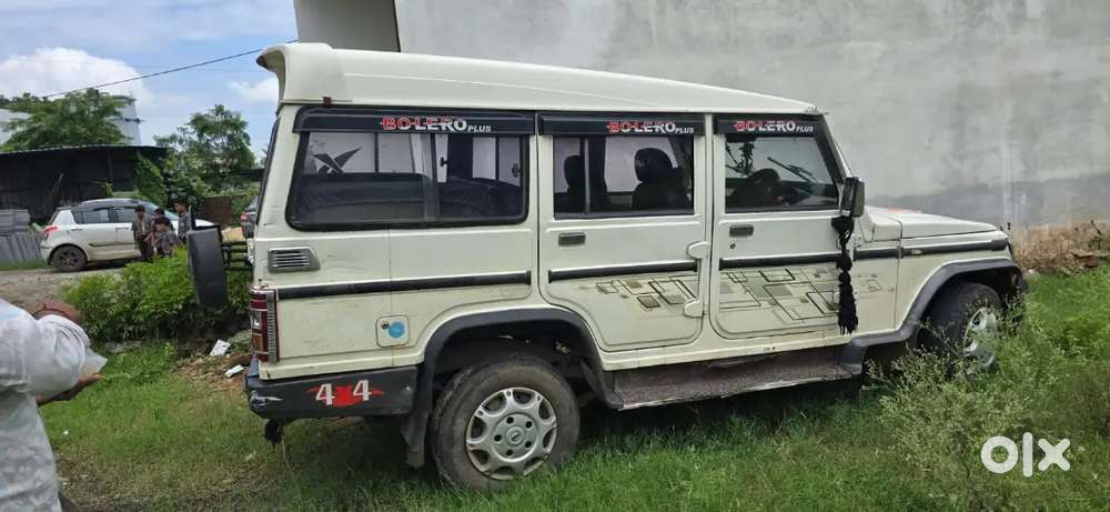 Mahindra Bolero Neo Plus 2013 Diesel Automatic