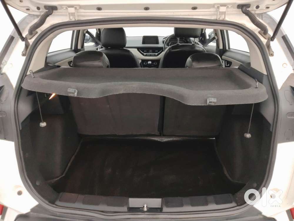 Tata Nexon 1.2 Revotron Xz Plus Dual Tone, 2021, Petrol