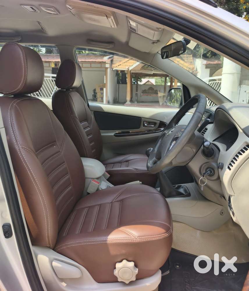 Toyota Innova 2.5 V 7 Str, 2014, Diesel