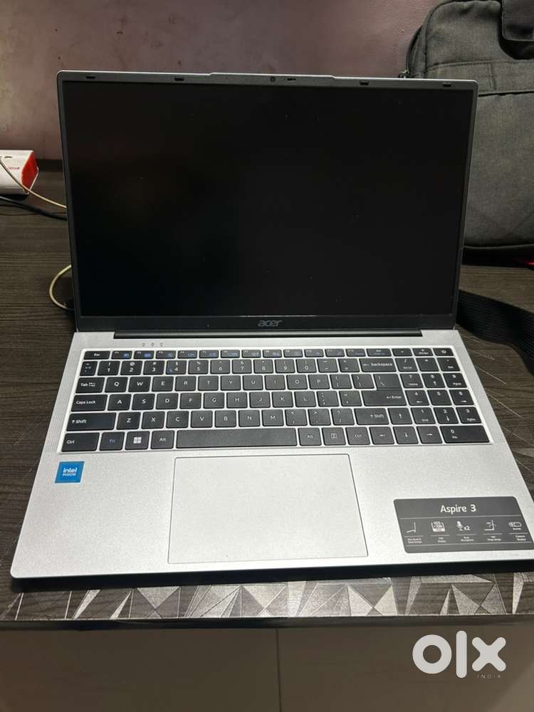 Acer aspire 3 laptop 8gb ram 512 gb ssd 1 month old with warranty ...
