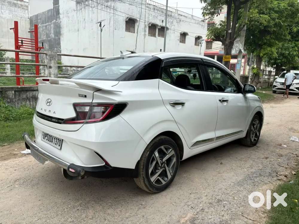 Hyundai Aura Sx 2025