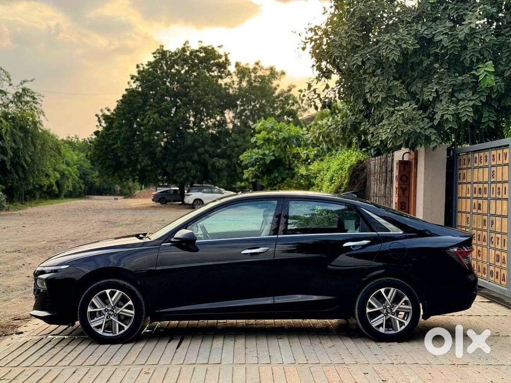 Hyundai Verna 1.5 Sx (o) Vtvt, 2023, Petrol