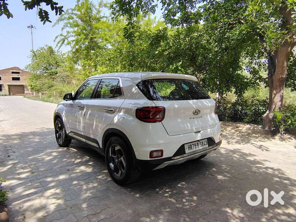 Hyundai Venue E, 2019, Cng & Hybrids