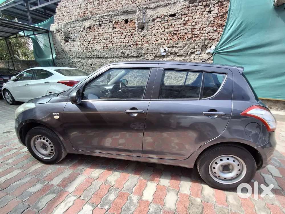2017 Maruti Suzuki Swift Lxi