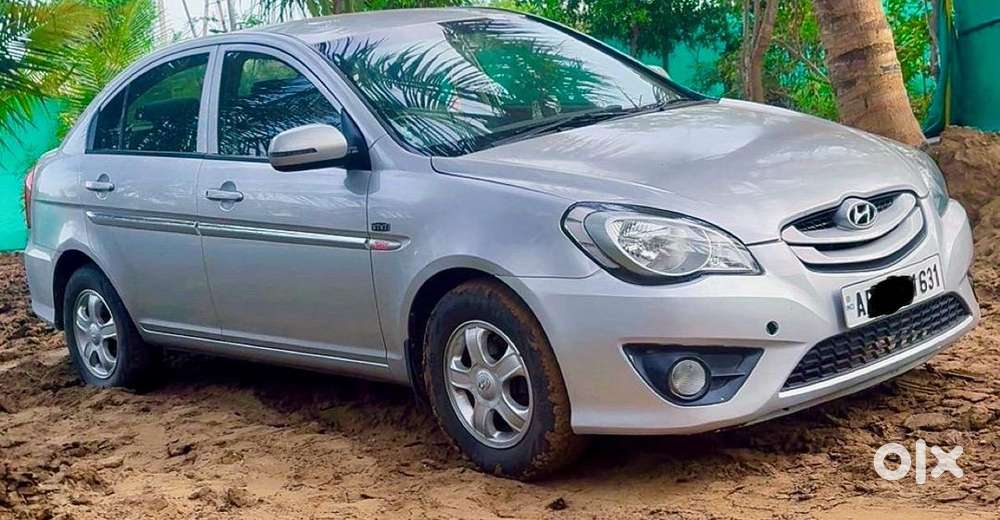 Hyundai Car Manual 2010