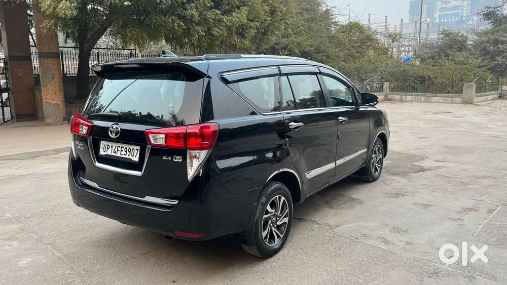 Toyota Innova Crysta 2.4 G Mt 7 Str, 2022, Diesel